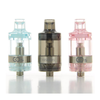 GO S 2ML Verdampfer von Innokin Ersatz PodLieferumfang: 1x Innokin GO SBeim GO S Clearomizer von Innokin dreht sich alles nur um das Eine: den Geschmack!Der krönende Punkt des GO S Kits ist mit einem Drip Tip und einem 1.6 Ohm Verdampferkopf ausgestattet und kompatibel mit hohen Nikotingehalten und Nikotinsalzen. Sein Design ist ganz darauf ausgerichtet, eine bestmögliche Geschmackswiedergabe zu garantieren.Im Rahmen des GO S Starter-Sets wird der Clearomizer mit einer Leistung von 13 Watt verwendet, was aber auf anderen Boxen entsprechend angepasst werden kann. Das Set-Up ist ideal, um mehrere Clearomizer mit verschiedenen Lieblings-Liquids zu füllen und so schnell und unkompliziert zwischen den Aromen zu wechseln. Sobald er abgenutzt ist kann der gesamte Clearomizer günstig durch einen neuen ersetzt werden.Diesen Verdampfer am besten mit 50/50 Liquid dampfen 9667Innokin3,90 CHFsmoke-shop.ch3,90 CHF