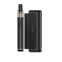 eRoll Slim Starterkit Full - 2ml 13W 1500mAh/480mAh - mit Ladebox USB-CNeuer Kit Pod von Joyetech der eRoll Slim Full.Funktioniert mit einer eingebauten 1500mAh/480mAh Batterie und wird über USB-C aufgeladen.PowerBank PCC: 1500 mAh.Vape Pen: 480 mAh.Maximale Leistung von 13 Watt.Automatische Aktivierung durch Inhalation.Kartusche mit einer Kapazität von 2 ml und Befüllung von unten.Kompatibel mit vorgefüllten eRoll slim 1.2ohm Pods und eRoll Slim 1ohm Patronen.Unauffälliger Pod, der von einer guten Batterielebensdauer mit der PCC Box mit einer Batteriekapazität von 1500 mAh profitiert.Abmessung PowerBank PCC: 23x44x107mm.Größe des Vape Pen: 16x120mm.Lieferumfang 1 x Joyetech eRoll Slim1 x Joyetech PCC Box 1 x eRoll Slim Patrone 1 x Drip tip 510 1 x Drip tip 510 MTL1 x USB-C-Kabel1 x Benutzerhandbuch1 x GarantiekarteEigenschaften Abmessungen Pod eRoll Slim: 16x120mmAbmessungen PCC Box: 23x44x107mmKapazität der PCC-Batterie: 1500mAhKapazität der eRoll Slim Batterie: 480mAhFassungsvermögen des Tanks: 2mlWiderstandsbereich: 1.0ohmMax. Ausgangsleistung: 13WLadestrom PCC: 5V/2A.Ladestrom eRoll Slim: 5V/1AGewicht: 194g15010Joyetech42,00 CHFsmoke-shop.ch42,00 CHF